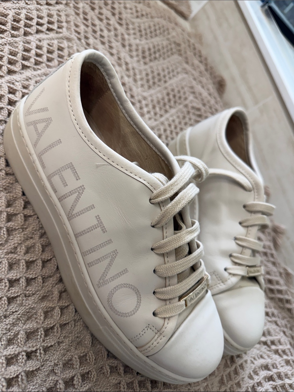 Valentino Cream Leather Lace-Up platform Sneakers
